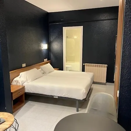 安内托酒店 酒店 *