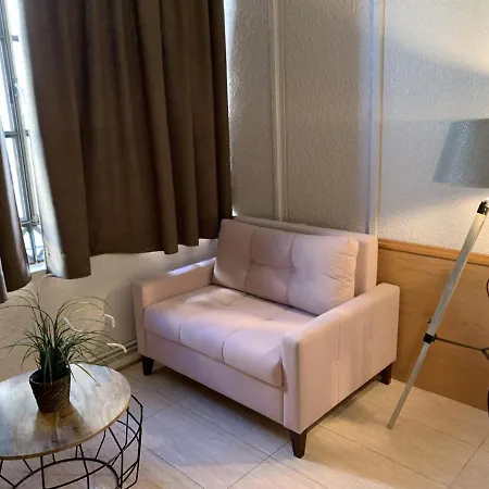 Aneto Otel Barselona