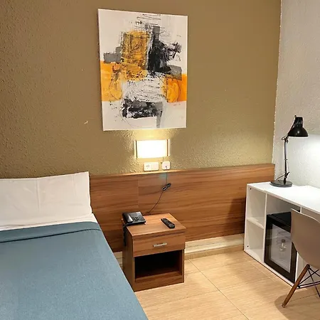 Otel Aneto Barselona